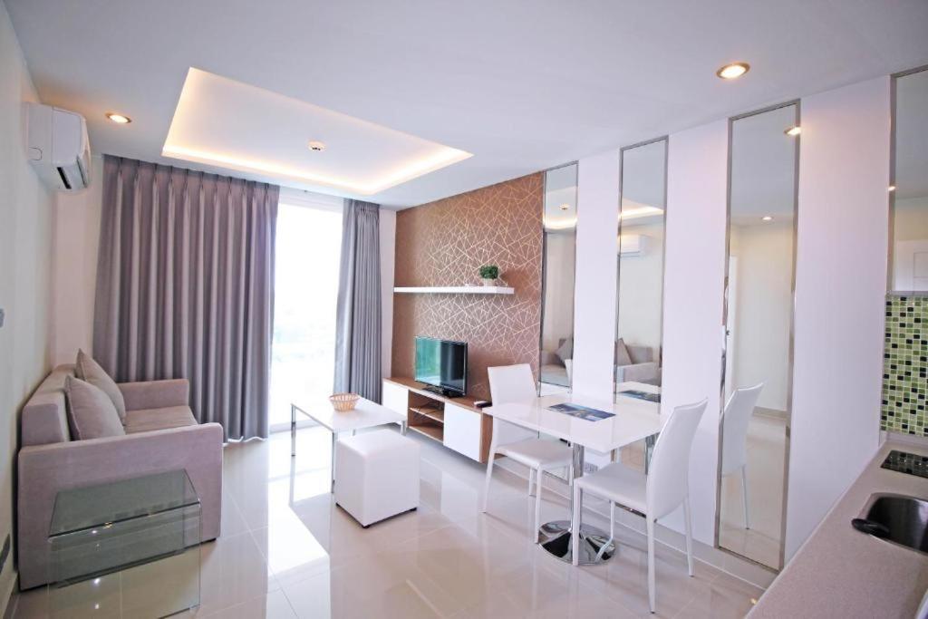 Amazon Residence By Pattaya Sunny Rentals Jomtien Beach Zimmer foto