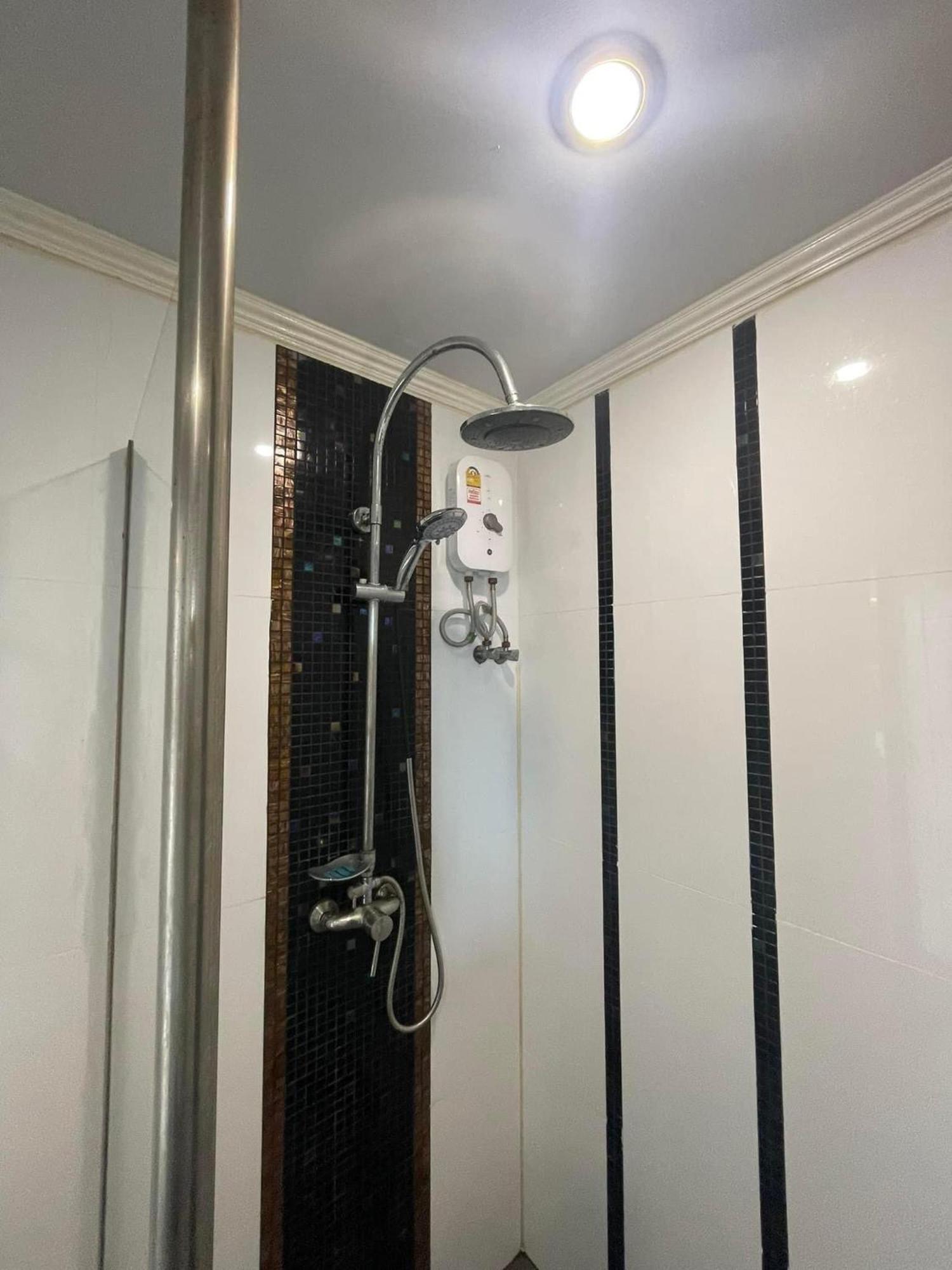 Amazon Residence By Pattaya Sunny Rentals Jomtien Beach Zimmer foto